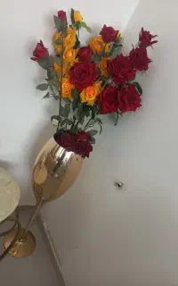 گل وگلدان