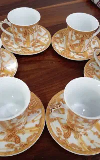 فنجان و نعلبلکی