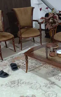مبلمان و میز نهار خوری