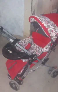 کالسکه نوزاد در حد نو