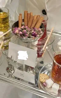 کار دانشجویی، جذب نیروی خانم( مهماندار مراسمات)