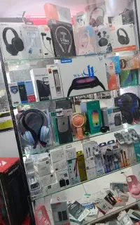 استخدام همکار خانم یا آقا
