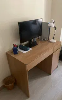 کارمند صدور بیمه