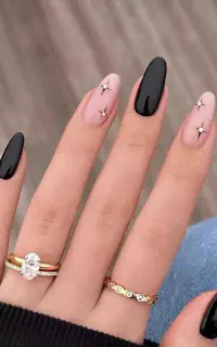 تخفیف کاشت ناخن ۴۳۰