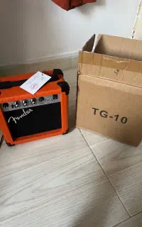 امپ گیتار الکتریک فندر tg10