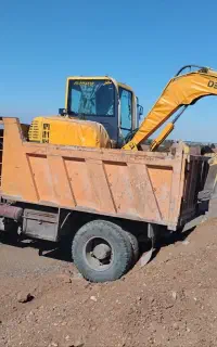 اجازه دهنده بیل و کامیون