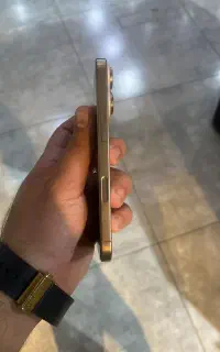 گوشی ایفون 16pro در حد اک