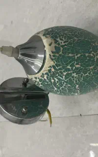 دیوار کوب در حد نو
