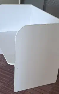 تخت کودک (کنار تخت مادر)