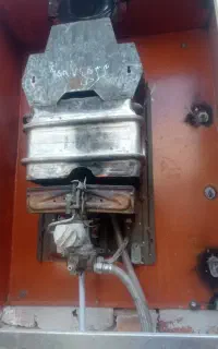 آبگرمکن دیواری شمعکی