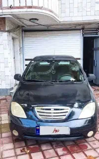 تیبا صندوقدار