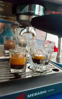 ست اسپرسوساز و آسیاب قهوه مباشی تمیز خونگی