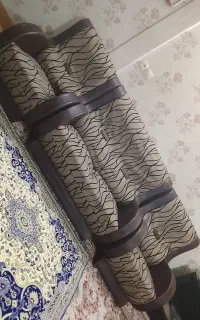 مبل ۴نفره با میزعسلی