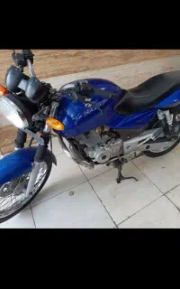 پالس ۱۸۰ دو شمع