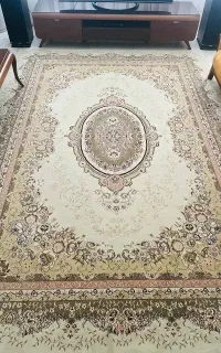 فرش ها کاملا سالم و تمیز