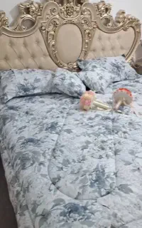 تخت دونفره سلطنتی