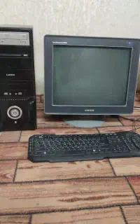 کامپیوتر و دستگاه کیس