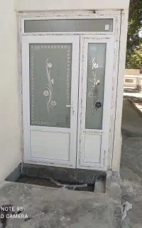 اجرای درب و پنجره های upvc بهمراه شیشه دوجداره