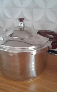 دیگ زود پز رویال آلمانی اصل
