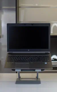لپتاپ HP ZBOOK با i7-9Gn و گرافیک T1000 4GB