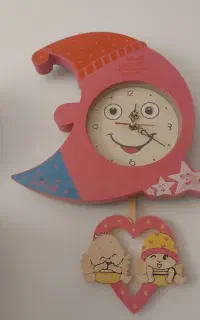 ساعت دیواری بچگانه