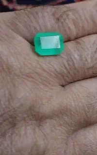 زمرد کلمبیا با شناسنامه