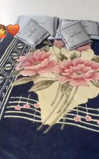 باسلام یک تخت خواب ۲نفربه قیمت ۴۵۰۰بفروش میرسد