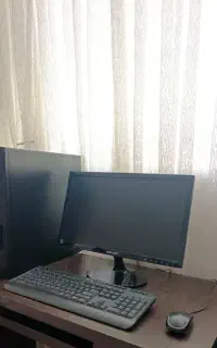کامپیوترکامل DDR4درحداک بهمراه میز