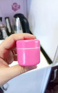 کرم اماراتی واتکس صورت