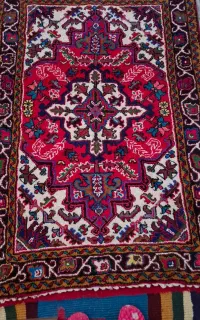 یک جفت قالی زرینم نو