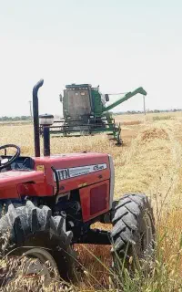 یک عدد تراکتور 475جهت کار درتمامی شرکتهای