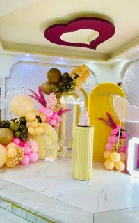 بادکنک‌ آرایی و ‌گل آرایی تشریفات
