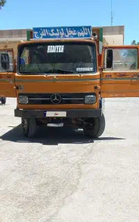 خاور مدل ۱۳۶۴