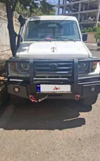 تویوتا لندکروز سری 70 تروپی