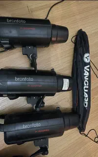 فلاش استودیویی ۵۰۰ ژول bronfoto