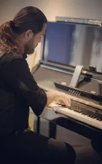 فروش و آموزش پیانو و اورگ و کیبرد در بتهوون