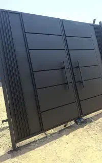 درب باغ و حیاط
