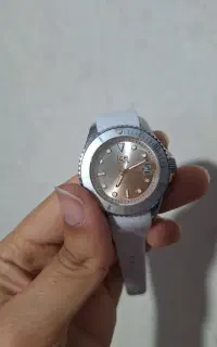 ساعت  آیس