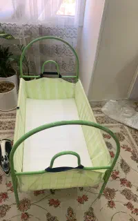 گهواره فلزی