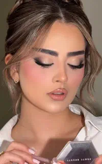 خدمات میکاپ و شینیون