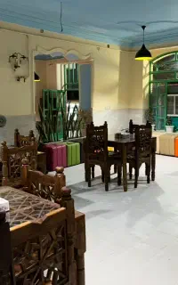 تخت و صندلی سنتی