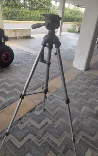 سه پایه عکاسی