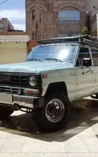 نیسان پاترول چهار سیلندر