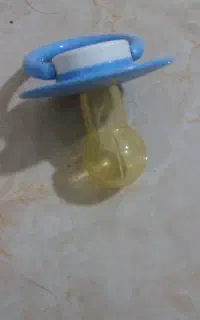 پستانک wee