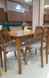 میزناهارخوری شرکتی