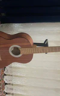 گیتار فایوکا cf1