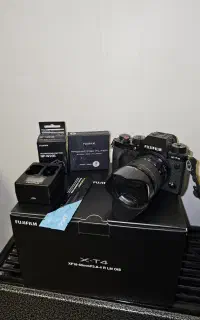 دوربین حرفه ای فوجی فیلم Fujifilm Xt4