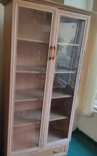 فروش کتابخانه جادار و لوکس