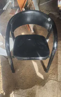 صندلی و نیمکت