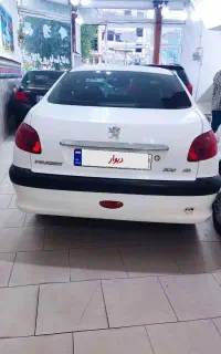 ۲۰۶ صندوقدار وی هشت مدل 99